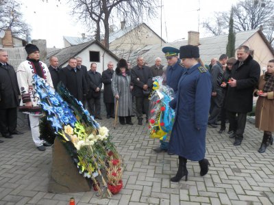 Буковинців закликають до пожертв на пам’ятник жертвам голодоморів