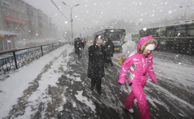 На Україну знову йде циклон: чекаємо на сніг та зниження температури