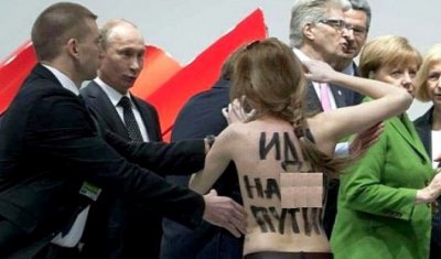 Замість Путіна на Femen образився його прес-секретар