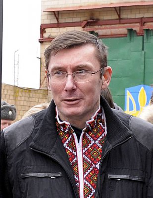 Луценко, перед поверненням до політичної діяльності, ляже на операцію