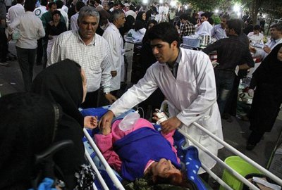 В Ірані землетрус зруйнував три міста. 30 людей загинуло, понад 800 постраждали