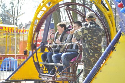 У парках Чернівців готуються до літнього сезону