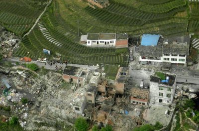 Землетрус у Китаї забрав життя вже 156 осіб