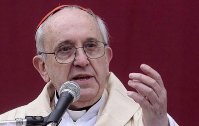 Папу Франциска просять скасувати целібат