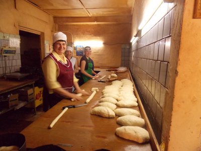 Чернівецькі пекарі готуються до Великодня