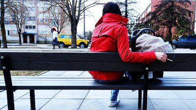 Латвійський Сейм зрівняв куріння у присутності дітей до насильства над ними