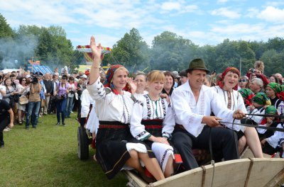 «Красноїльську полонину» веселив «Лісапетний батальйон»