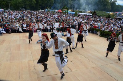 «Красноїльську полонину» веселив «Лісапетний батальйон»