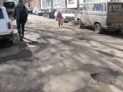 В ОДА визнали, що буковинські дороги - найгірші в Україні