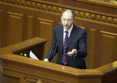 Влада виділила 100 мільйонів на дискредитацію "Батьківщини", - Яценюк