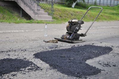 На буковинських дорогах не вистачає дорожників