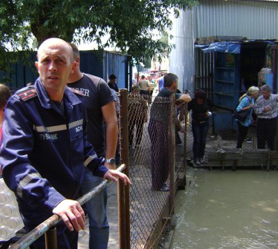 Вода досягла критичного рівня і пішла на спад, - прес-служба Калинівського ринку