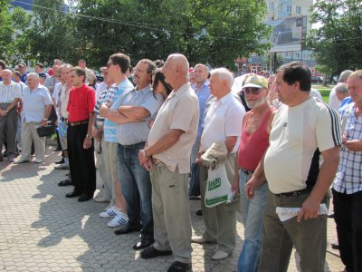 "Свободівці" Зелик і Михальчишин у Чернівцях дві години спілкувалися з виборцями