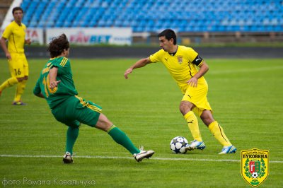 «Буковина» розпочала з нічиєї