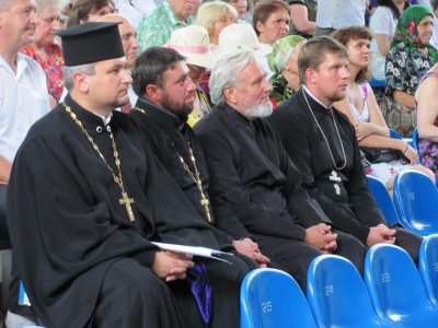 У Чернівцях на одній сцені виступили представники різних конфесій