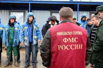 В Росії пропонують створити табори для нелегальних мігрантів