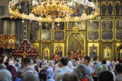 Сьогодні — Маковія, святять квіти й мак