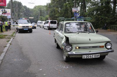 ДТП у Чернівцях — водію стало зле за кермом