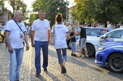 Видовищне Александров-ралі стартувало в Чернівцях