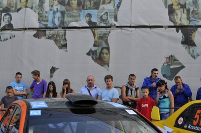 Видовищне Александров-ралі стартувало в Чернівцях