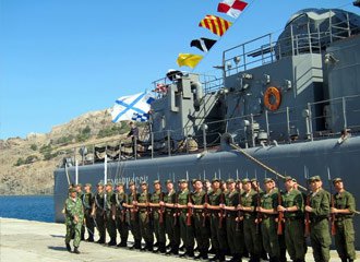 Росія спрямувала до Середземного моря десантний корабель