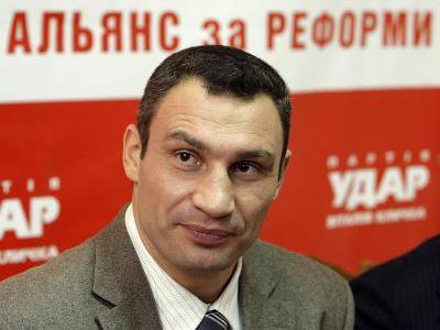 Кличко запевнив, що юридичних підстав не допустити його до виборів немає Кличко запевнив, що юридичних підстав не допустити його до виборів немає