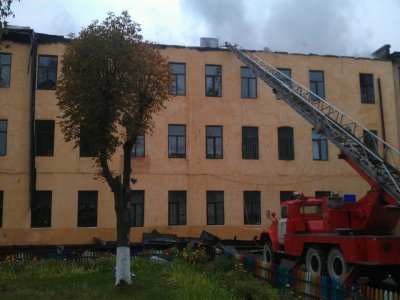 Вижницькій школі на відбудову після пожежі виділять півмільйона