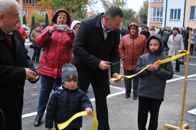 У Чернівцях збудували ще одну багатоповерхівку