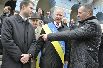 Ходоровському й Снігуру вручили звання почесних громадян Чернівців