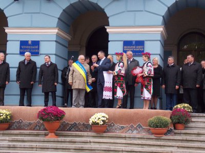 Ходоровському й Снігуру вручили звання почесних громадян Чернівців