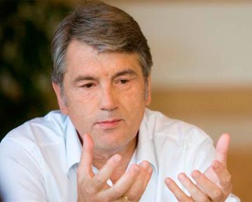 Ющенко вважає, що питання Тимошенко потрібно розглядати після саміту у Вільнюсі