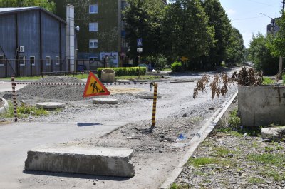 У Чернівцях не можуть закінчити капітальні ремонти доріг, бо нема асфальту