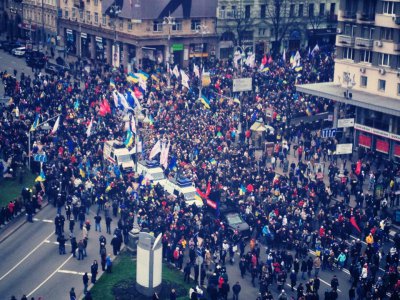 У Києві на Майдані 500 тисяч людей, - Яценюк