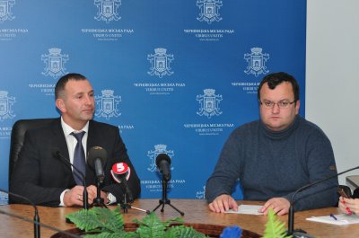 Чернівецька міськрада не може зібратися - не вистачає  депутатів