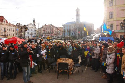 Мітинги у Чернівцях відбуваються щодня