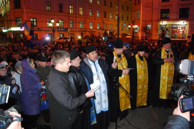 У Чернівцях  матері молилися за дітей на Майдані