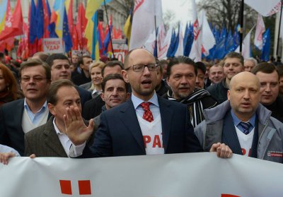 Опозиція буде пікетувати Межигір'я і збере Народне віче