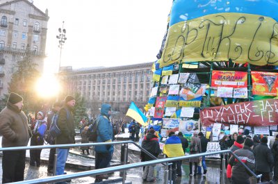Євромайдан у Києві: стоїмо тут до кінця