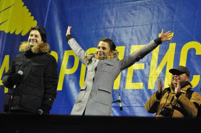 Ірена Карпа зустріла свій день народження на сцені Євромайдану