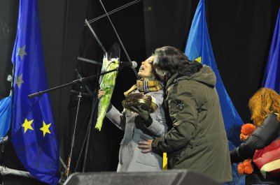Ірена Карпа зустріла свій день народження на сцені Євромайдану