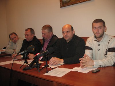 Чернівці організовують поїздки на Київ і проведуть мітинг о 15.00