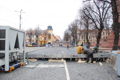 У Чернівцях на Соборці знову буде безкоштовна ковзанка