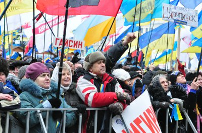 Від початку тижня на Євромайдан поїхала щонайменше тисяча чернівчан