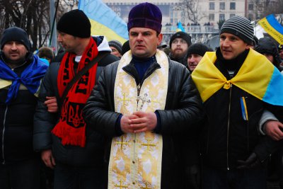 У Києві міліція намагається блокувати колони мітингувальників