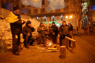 На Євромайдані жартують: Янукович пообіцяв мораторій - готуйся до провокацій