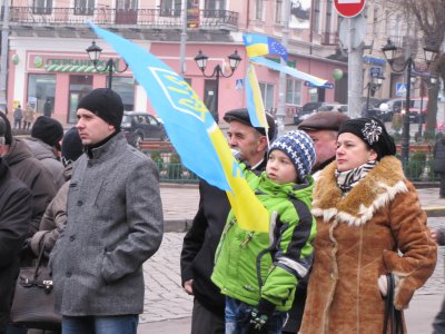 Буковинці закликали США і ЄС запровадити санкції до посадовців України