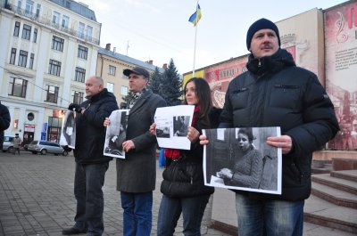 Чернівецькі журналісти вимагають відставки Захарченка