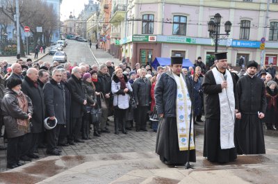 У Чернівцях відбувається фестиваль майданівської колядки