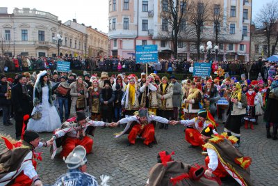 На площі Філармонії відкрили "Маланку-фест"