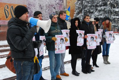 У міліції та прокуратури Буковини просять допомогти визволити арештованого оператора